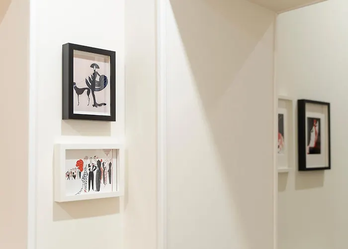 Apartament Pictadomus-albus, Metro Furio Camillo *